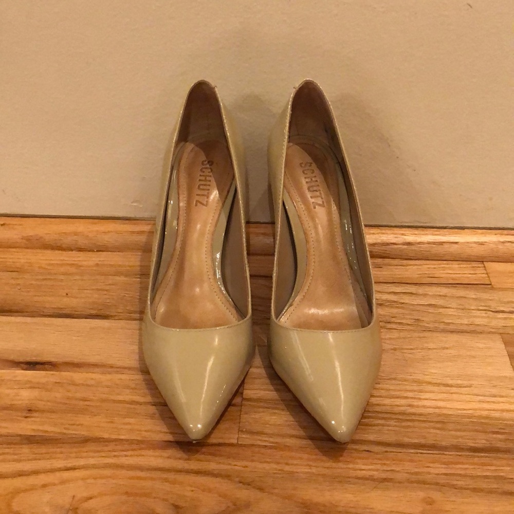 Almost New Schutz Nude Pumps